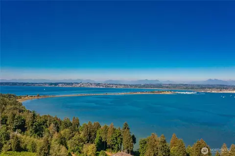 5526 Puffin Pl, Blaine, WA 98230