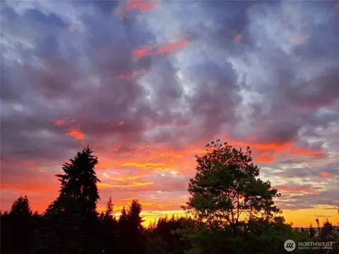 7407 180th St SW, Edmonds, WA 98026