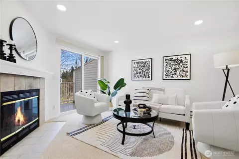 12740 NE 10th Pl #E303, Bellevue, WA 98005