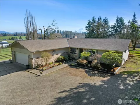 18703 SE 384th St, Auburn, WA 98092