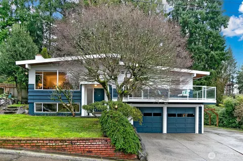 6448 NE 184th St, Kenmore, WA 98028