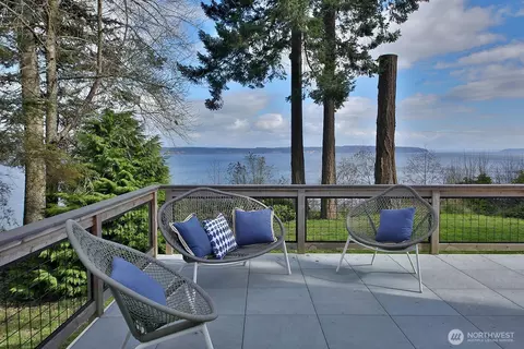 2282 Whidbey Shores Rd, Langley, WA 98260