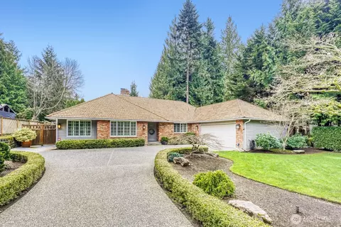 1924 142nd St SE, Mill Creek, WA 98012