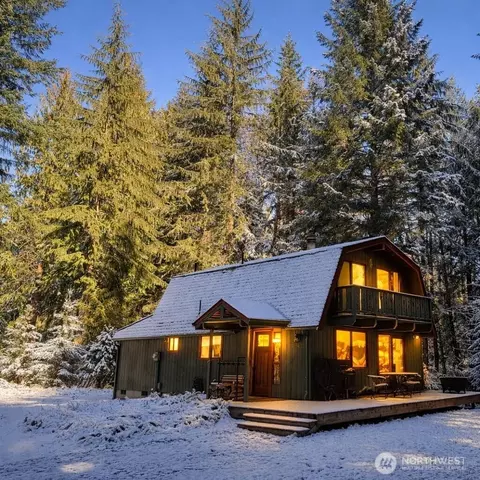 16221 Birch Way E, Greenwater, WA 98022
