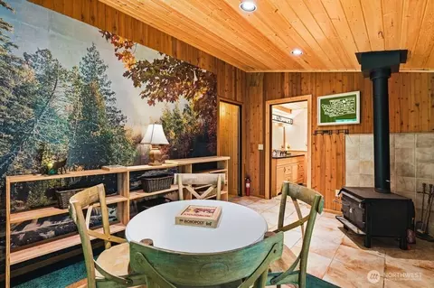 Dining - 16221 Birch Way E, Greenwater, WA 98022 photo 4 of 4
