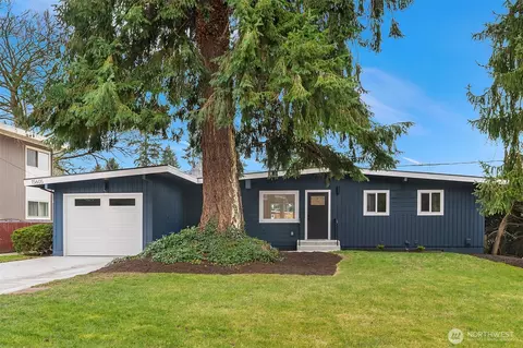 15605 SE 8th St, Bellevue, WA 98008