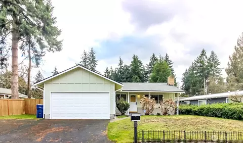 2709 SW 332nd Pl, Federal Way, WA 98023
