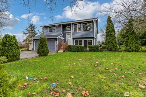 9310 Pinedrop Dr SE, Olympia, WA 98513