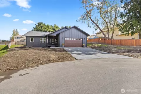 1215 Rolling Hills Dr, Port Angeles, WA 98363