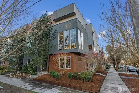 3001 60th Ave SW, Seattle, WA 98116