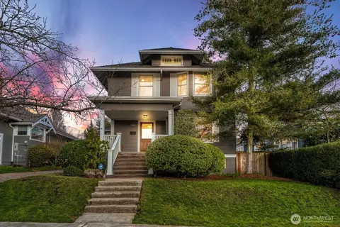 2830 33rd Ave S, Seattle, WA 98144