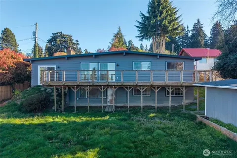 6502 21st Ave NE, Tacoma, WA 98422