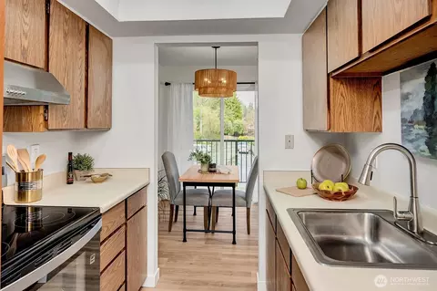 Kitchen - 9517 NE 180th St #B203, Bothell, WA 98011 photo 1 of 2
