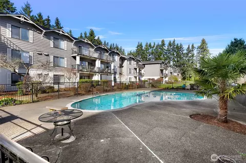 8017 234th St SW #314, Edmonds, WA 98026