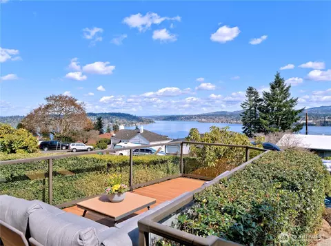 11027 Auburn Ave S, Seattle, WA 98178