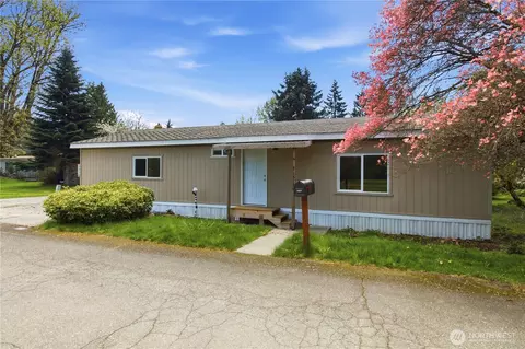 11517 155 Ave SE, Renton, WA 98059
