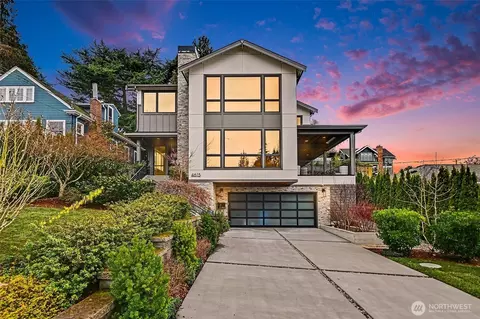 4615 52nd Ave S, Seattle, WA 98118