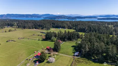 472 Redtail Ln, Lopez Island, WA 98261