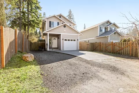 1018 Campbell Ave, Port Angeles, WA 98362