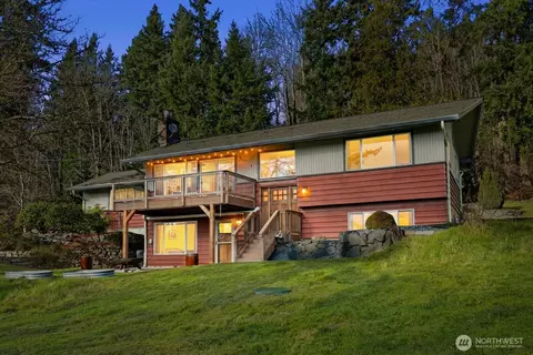 4266 356th Dr SE, Fall City, WA 98024