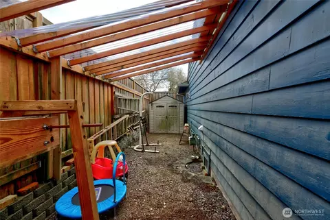 Exterior - 6518 Cady Rd, Everett, WA 98203 photo 7 of 7