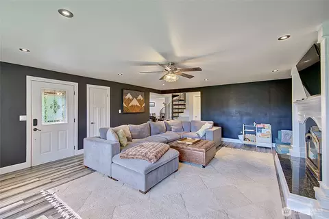 Living - 6518 Cady Rd, Everett, WA 98203 photo 1 of 3