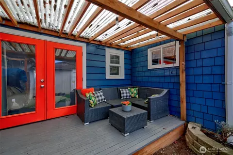 Exterior - 6518 Cady Rd, Everett, WA 98203 photo 3 of 7