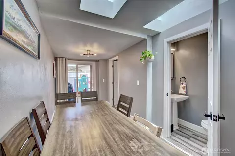 Dining - 6518 Cady Rd, Everett, WA 98203 photo 2 of 2
