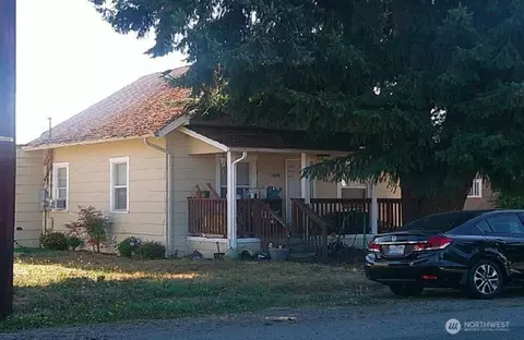 1014 S Tower Ave, Centralia, WA 98531