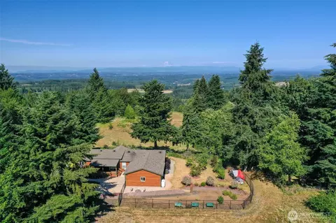 265 Crego Hill Rd, Chehalis, WA 98532