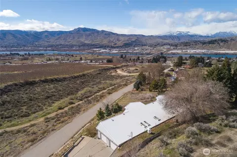 71 Blue Grade Rd, East Wenatchee, WA 98802