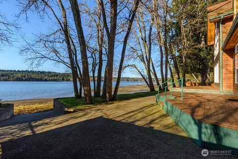 3250 E State Route 302, Belfair, WA 98528
