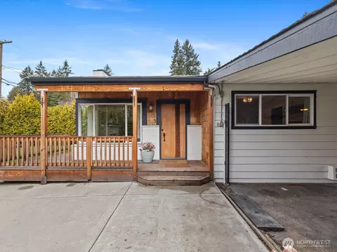 Exterior - 18604 105th Ave NE, Bothell, WA 98011 photo 1 of 10