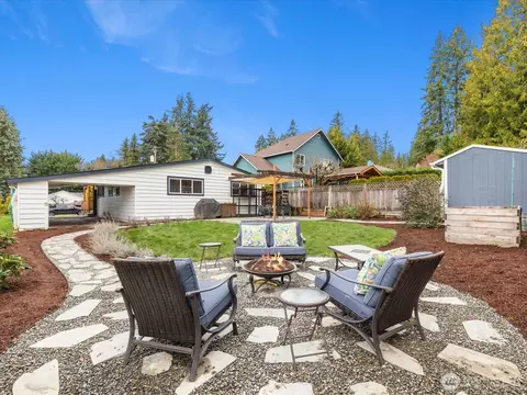 Exterior - 18604 105th Ave NE, Bothell, WA 98011 photo 10 of 10