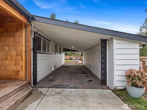 Other - 18604 105th Ave NE, Bothell, WA 98011 photo 3 of 7