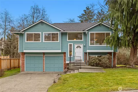 15010 87th Ave NE, Kenmore, WA 98028