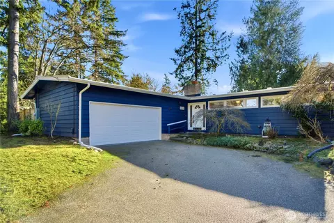 16237 NE 30th St, Bellevue, WA 98008