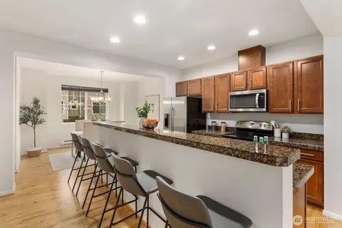 Kitchen - 401 126th Pl SE #B, Everett, WA 98208 photo 5 of 5