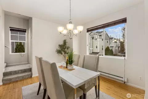Dining - 401 126th Pl SE #B, Everett, WA 98208 photo 1 of 3