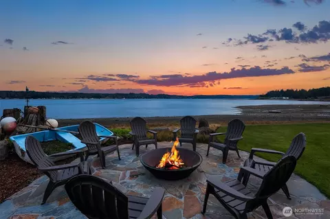 4193 NE N Shore Rd, Belfair, WA 98528