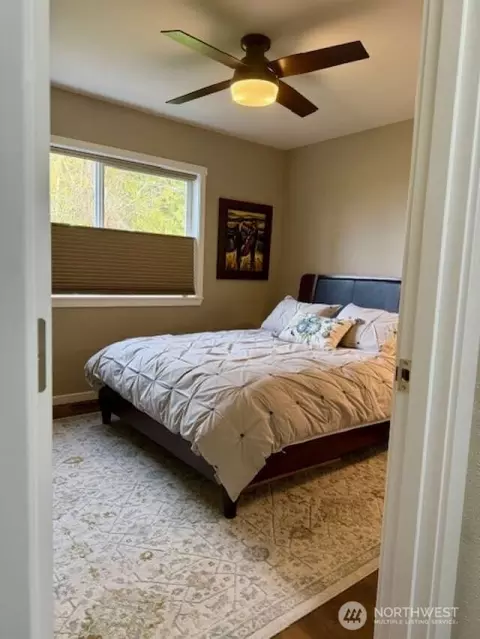 Bedroom - 2270 S 7th Ave, Sequim, WA 98382 photo 3 of 4