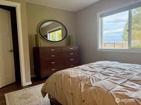Bedroom - 2270 S 7th Ave, Sequim, WA 98382 photo 4 of 4