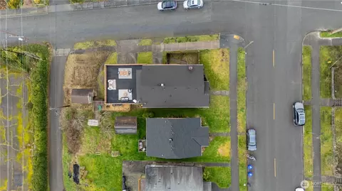 View/Area - 2302 Grand Ave, Everett, WA 98201 photo 3 of 3