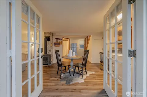 Dining - 2302 Grand Ave, Everett, WA 98201 photo 3 of 3