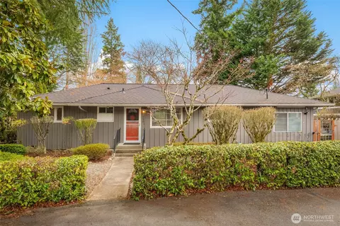 130 110th Pl SE, Bellevue, WA 98004