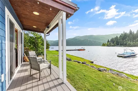 990 S Lake Whatcom Blvd #S, Sedro Woolley, WA 98284