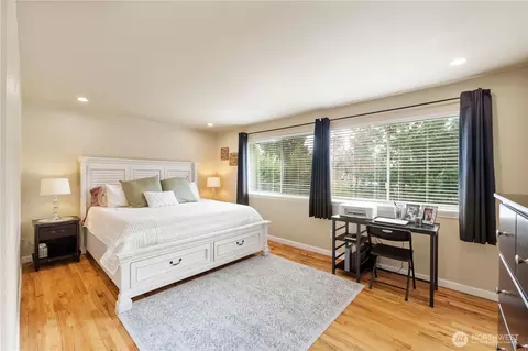 Bedroom - 3502 243rd St E, Spanaway, WA 98387 photo 4 of 7