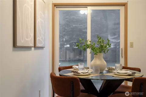 Dining - 512 Walnut Ave, Sultan, WA 98294 photo 2 of 2