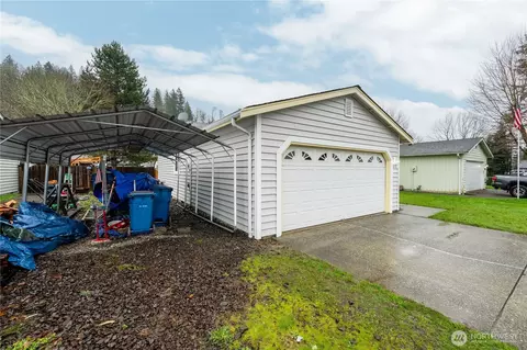 Exterior - 512 Walnut Ave, Sultan, WA 98294 photo 7 of 8