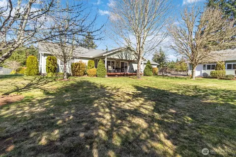 Exterior - 413 Haywire Rd, Winlock, WA 98596 photo 5 of 8